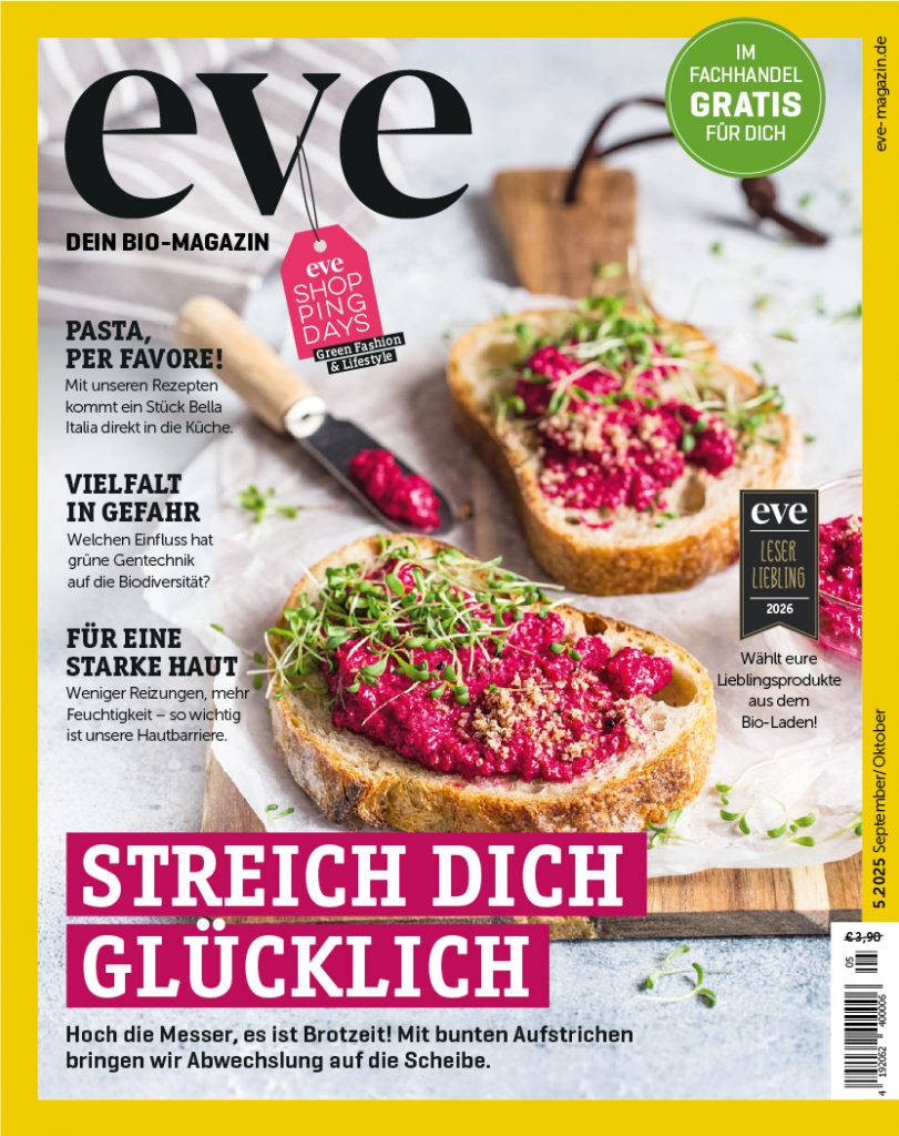 Cover von "eve – DEIN BIO-MAGAZIN" 5/25: "Streich dich glücklich" mit Rote-Bete-Aufstrich